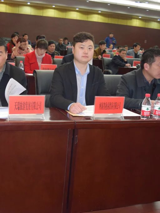 旅游系统“先进工作者”